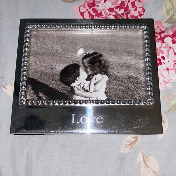 Mariposa Accents Mariposa Love Frame Poshmark